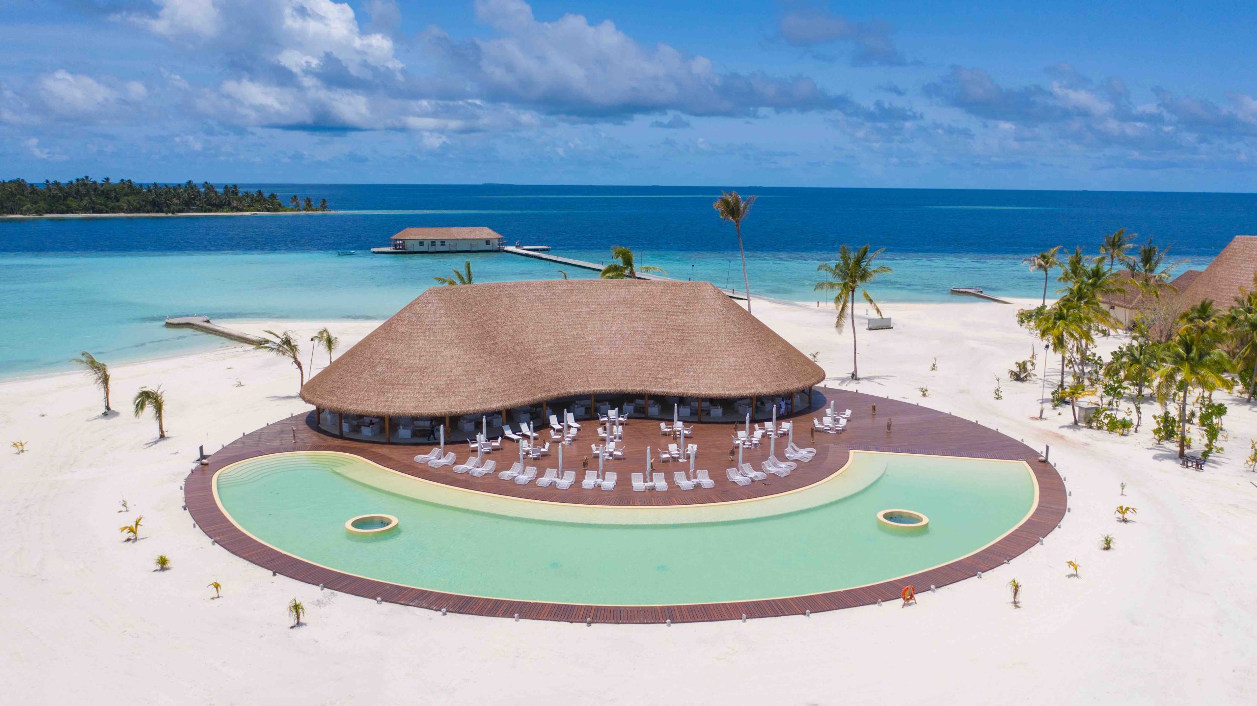 Cinnamon island. Мальдивы Cinnamon velifushi Maldives. Синамон Мальдивы 5*. Cinnamon velifushi 5*. Cinnamon velifushi Maldives 5.